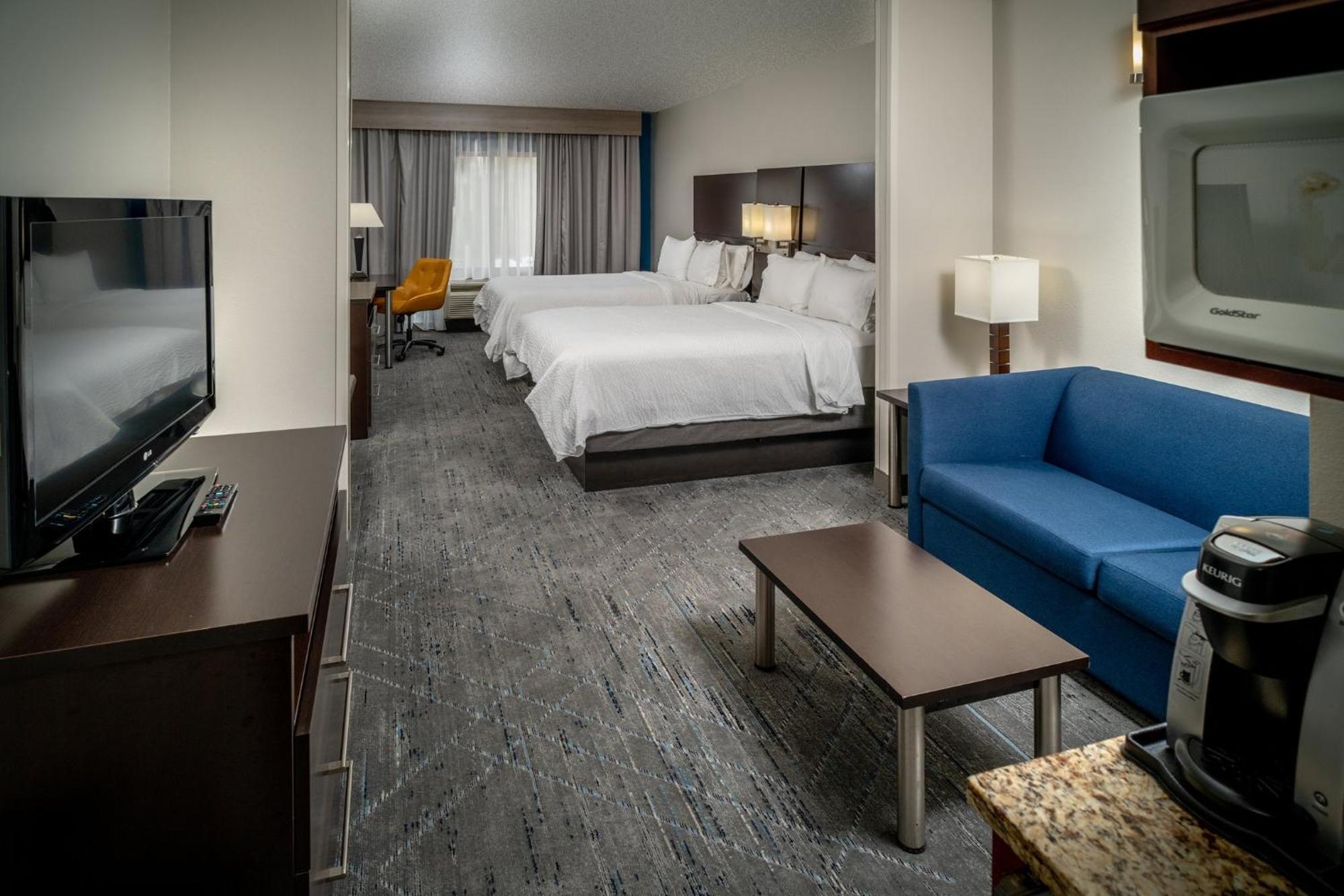 Express & By Ihg Hotel Cross Lanes